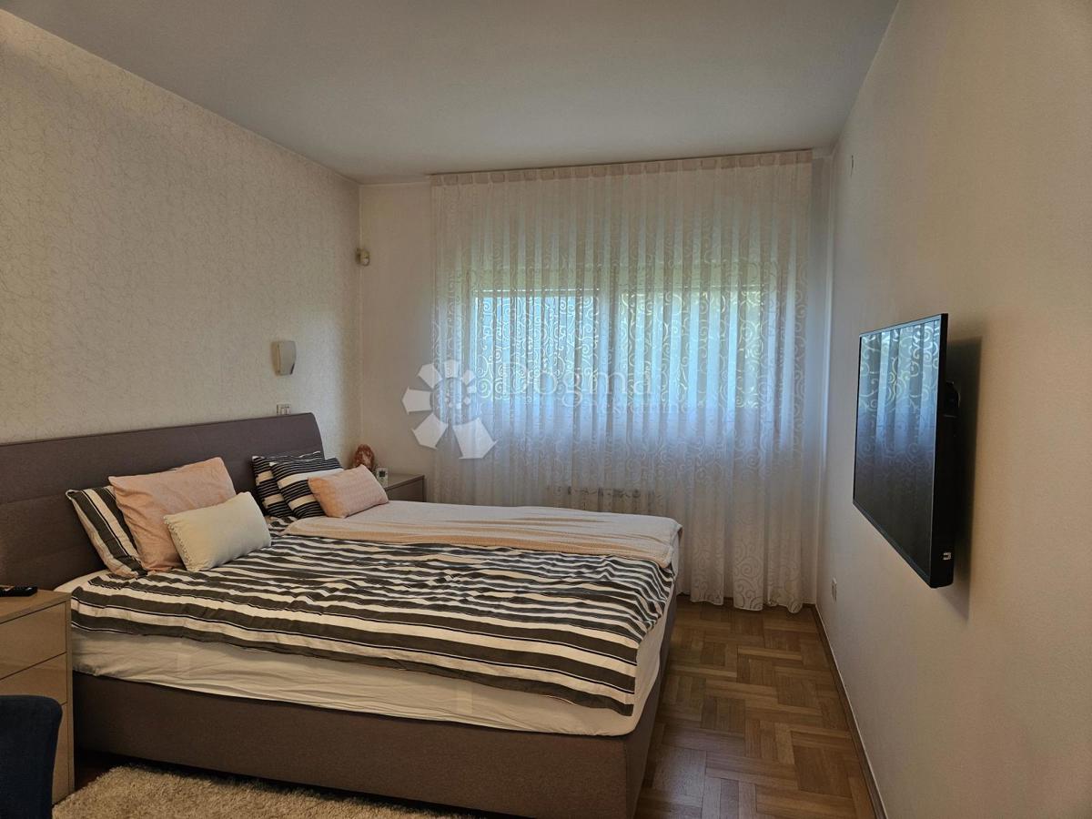 Casa Mala Mlaka, Novi Zagreb - Zapad, 354m2