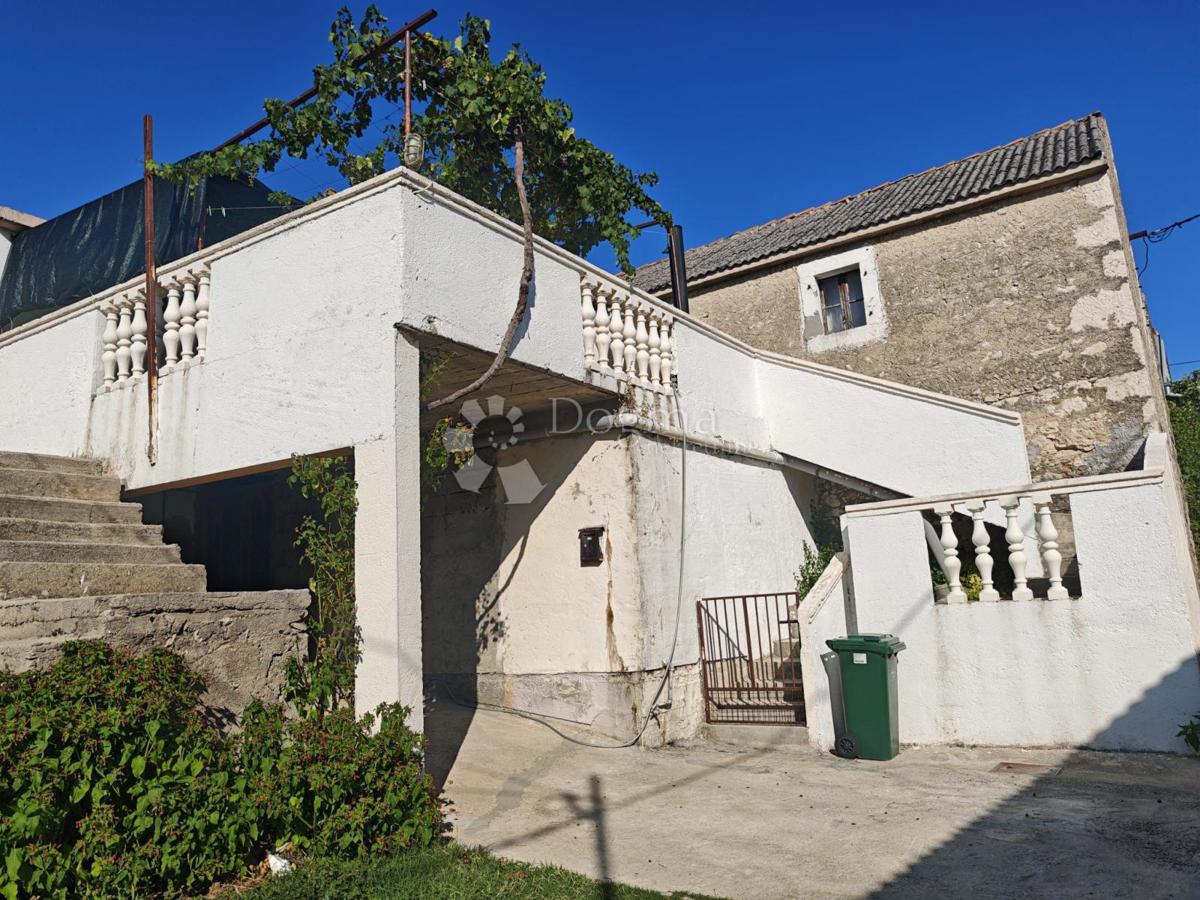 Casa Ljubač, Ražanac, 142m2