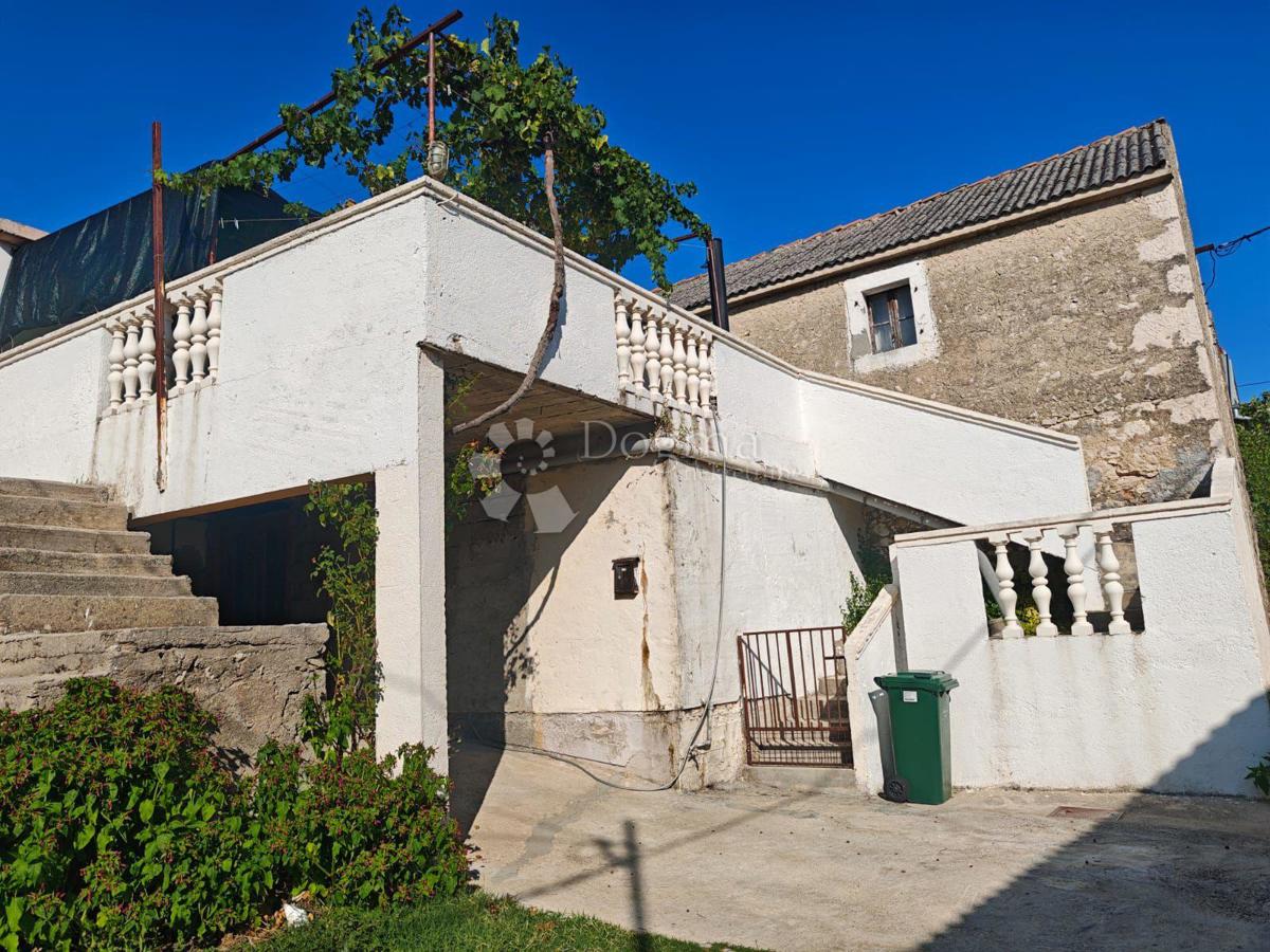 Casa Ljubač, Ražanac, 142m2