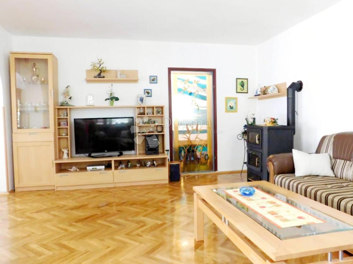 Casa Pješčana Uvala, Medulin, 400m2