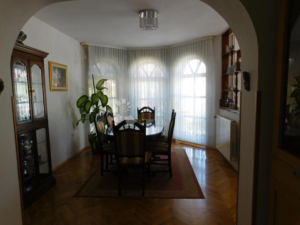 Casa Pješčana Uvala, Medulin, 400m2