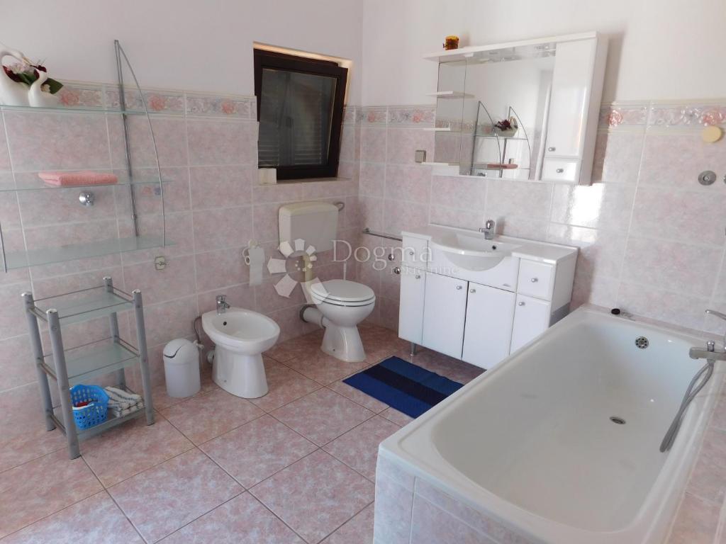 Casa Pješčana Uvala, Medulin, 400m2