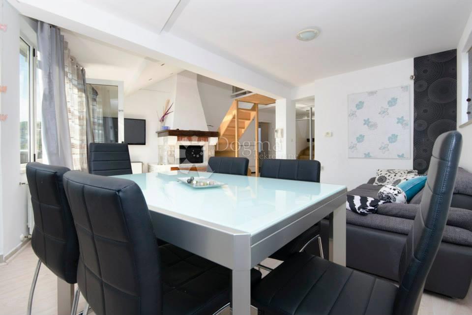 Casa Makarska, 532,75m2