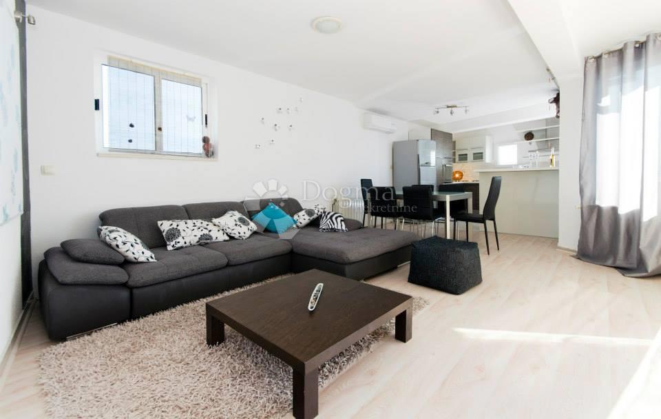 Casa Makarska, 532,75m2