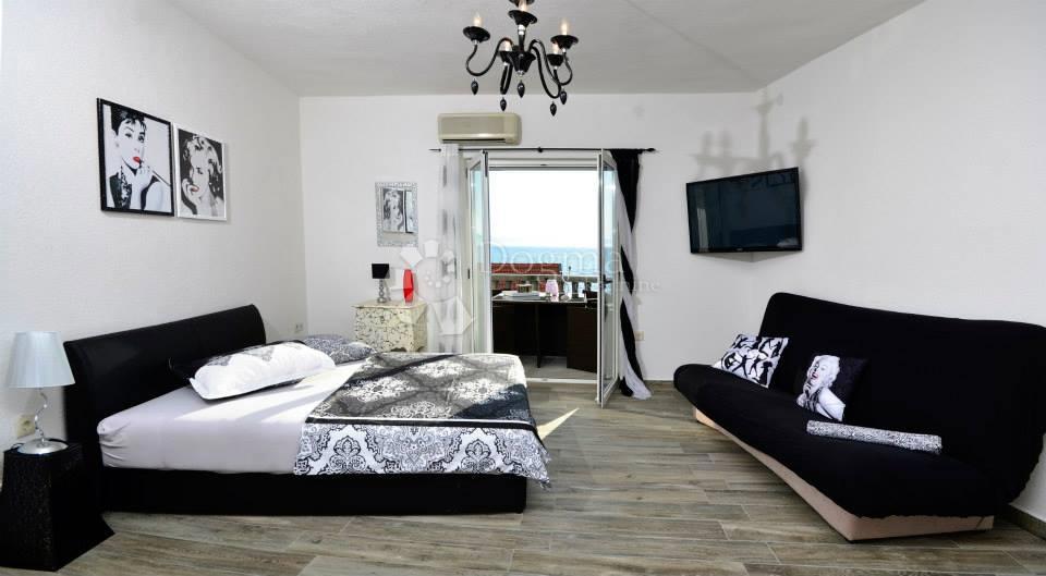 Casa Makarska, 532,75m2