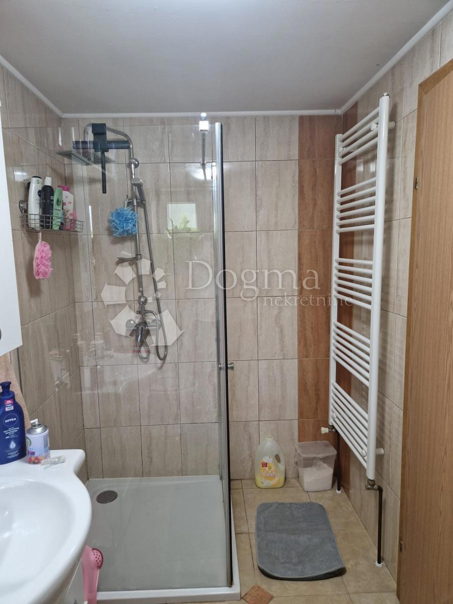 Casa Gornje Makojišće, Novi Marof, 224m2