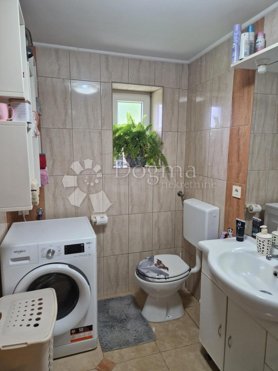 Casa Gornje Makojišće, Novi Marof, 224m2