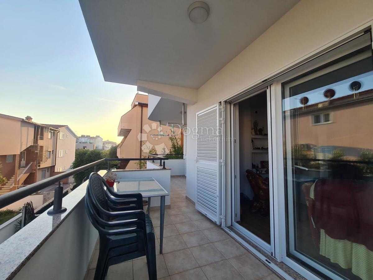 Allogio Okrug Gornji, Okrug, 153,90m2