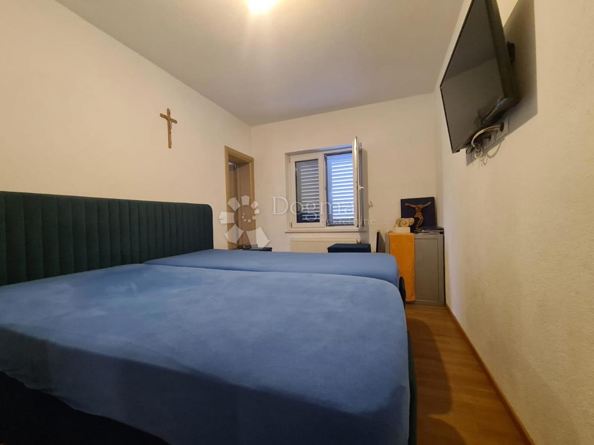 Allogio Okrug Gornji, Okrug, 153,90m2