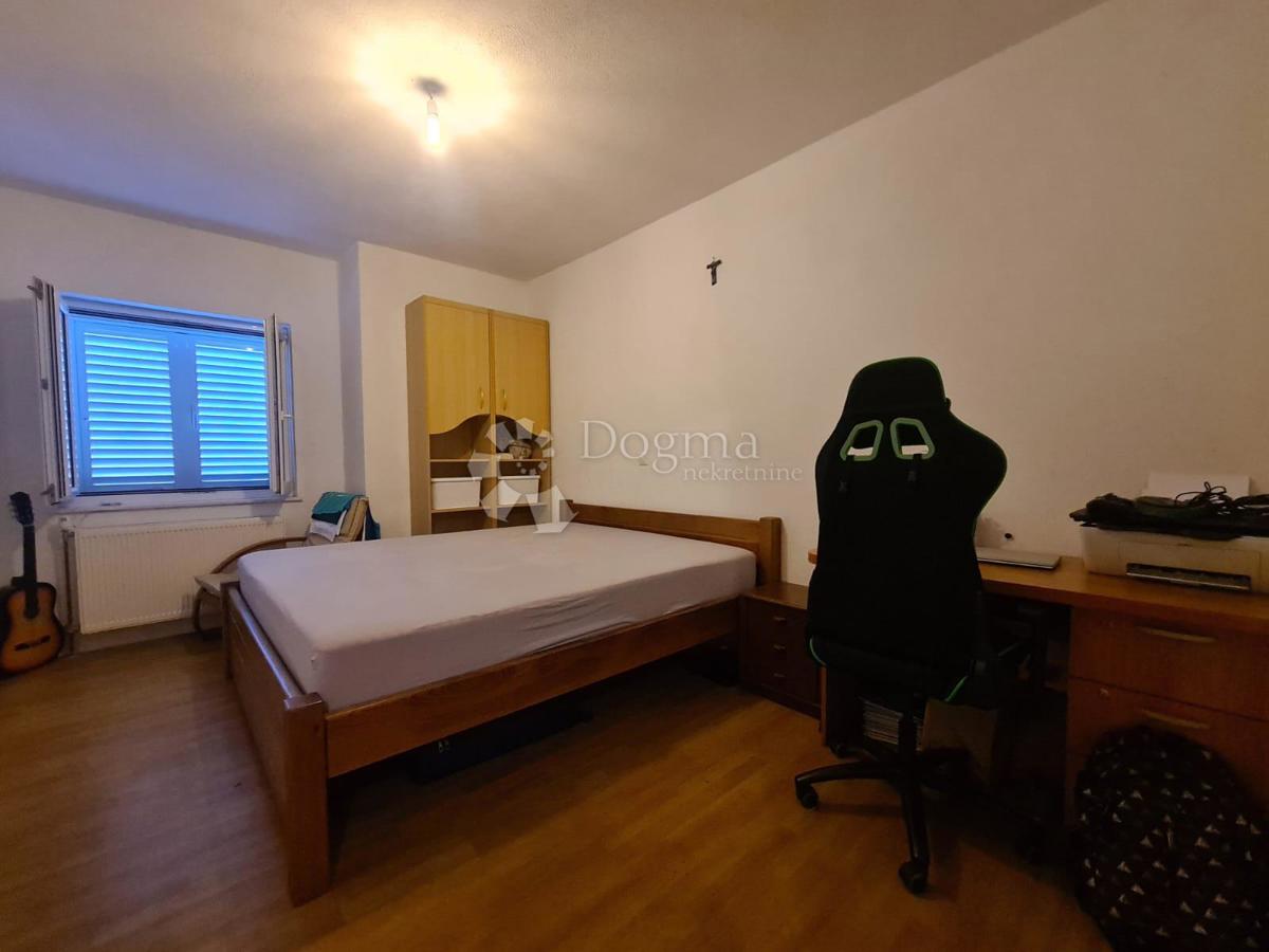 Allogio Okrug Gornji, Okrug, 153,90m2