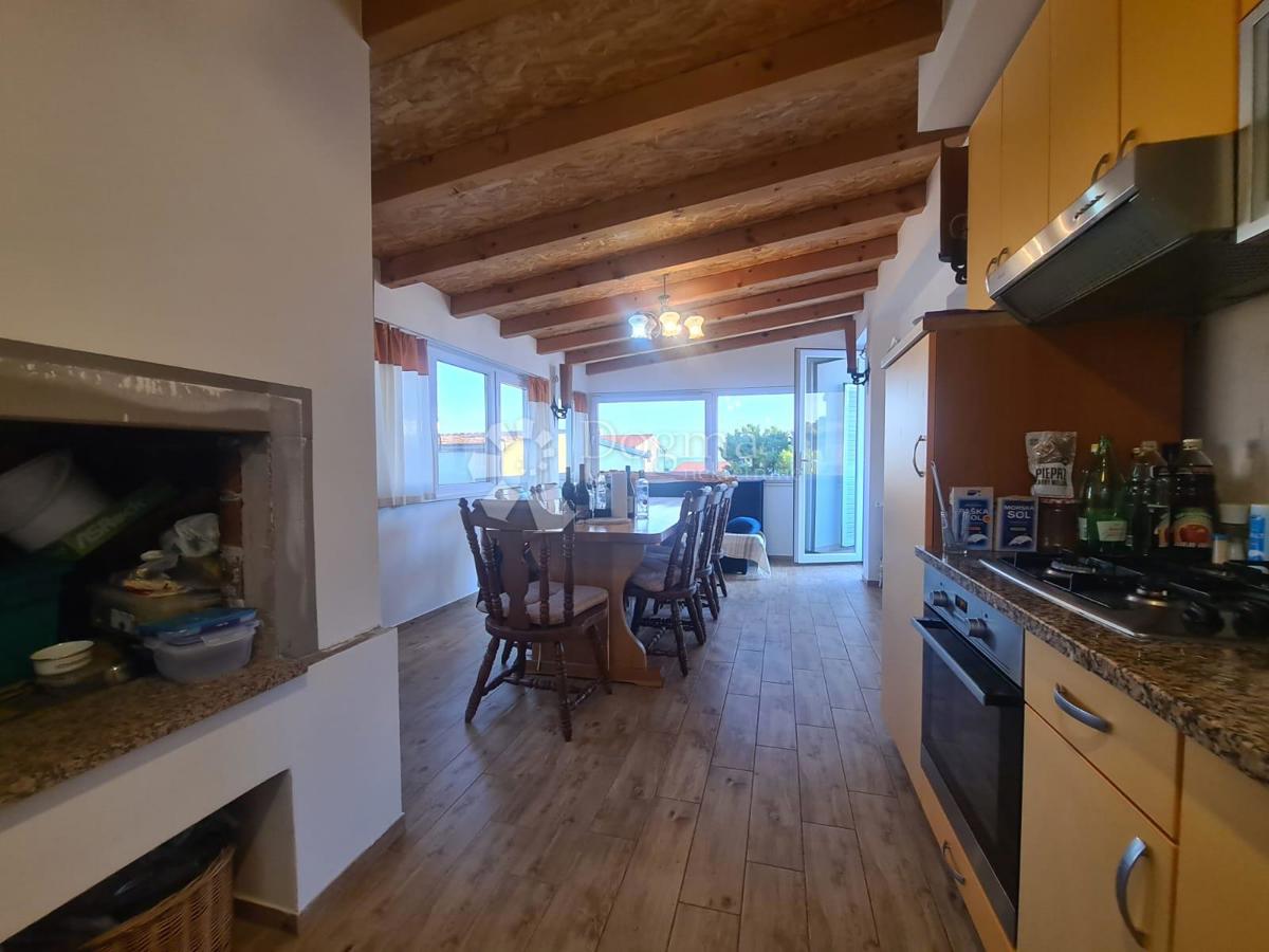 Allogio Okrug Gornji, Okrug, 153,90m2