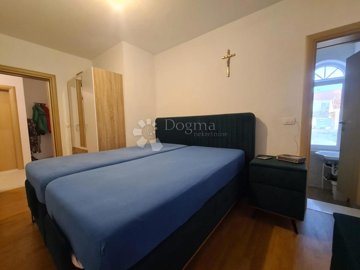 Allogio Okrug Gornji, Okrug, 153,90m2