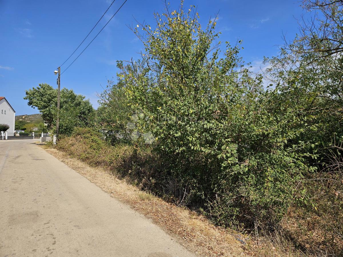 Terreno Donje Raštane, Sveti Filip I Jakov, 1.174m2