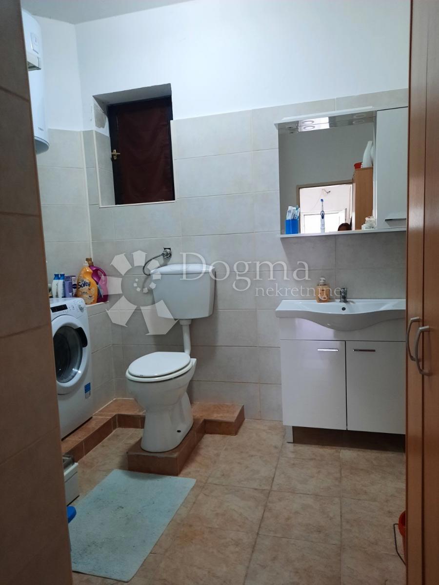 Allogio Drenova, Rijeka, 82m2