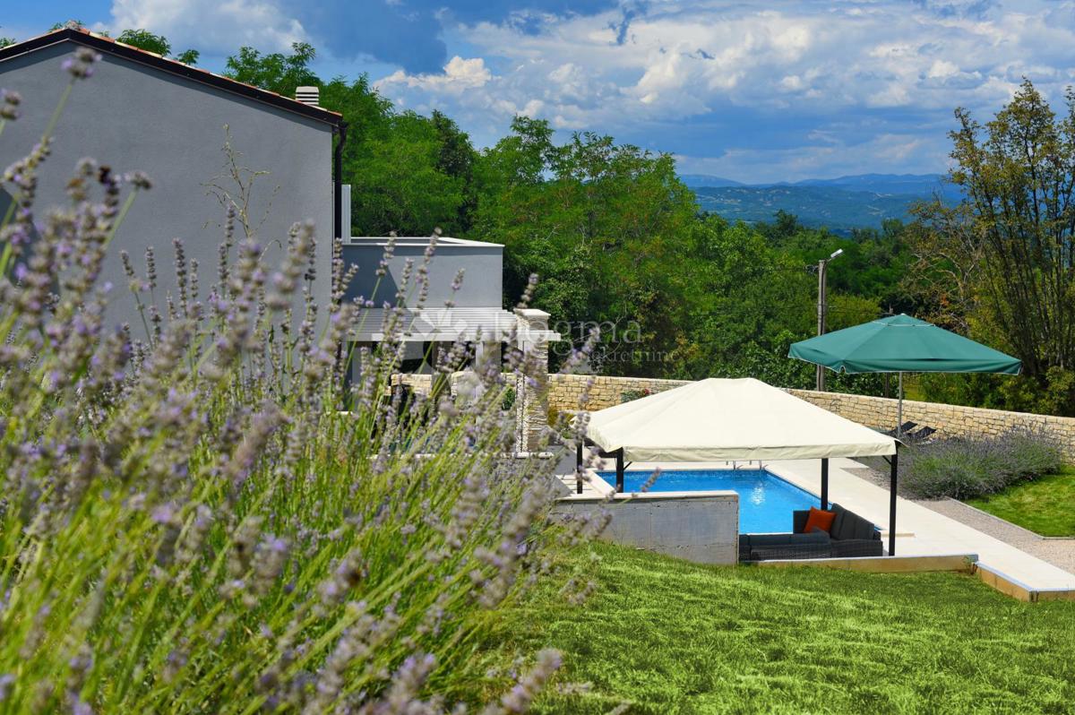 Bella villa vicino a Albona