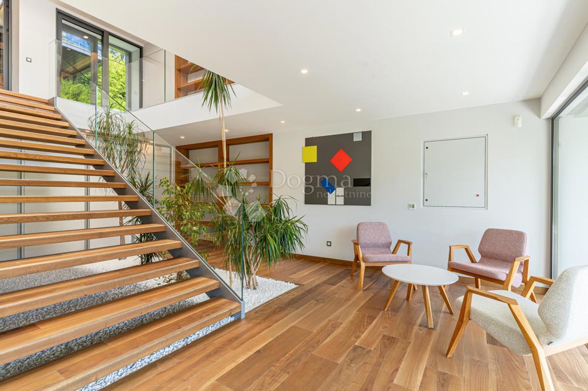 Casa Gračani, Podsljeme, 440m2