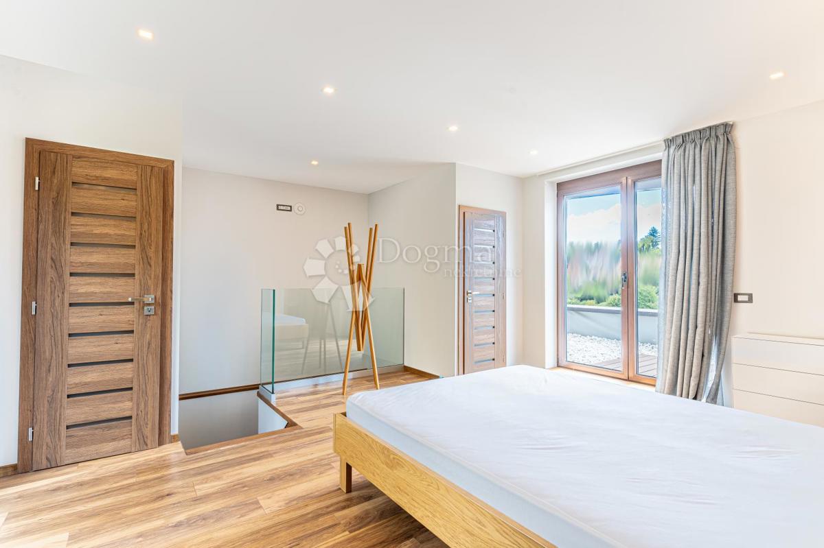 Casa Gračani, Podsljeme, 440m2