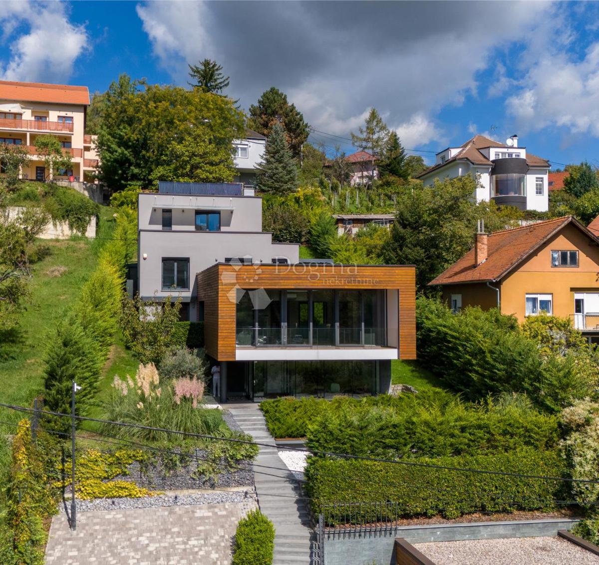 Casa Gračani, Podsljeme, 440m2