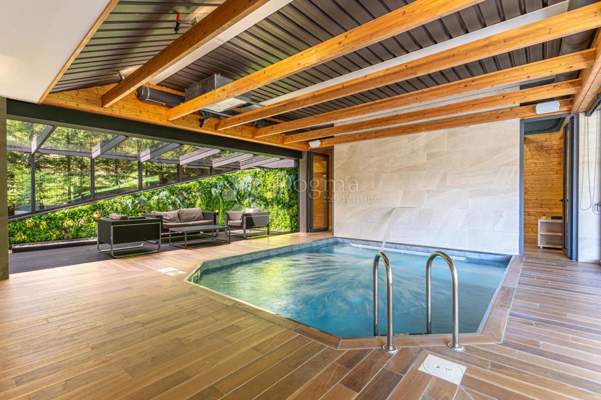 Casa Gračani, Podsljeme, 440m2