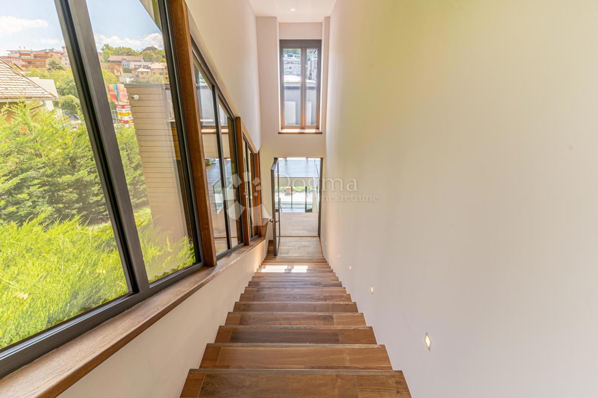 Casa Gračani, Podsljeme, 440m2