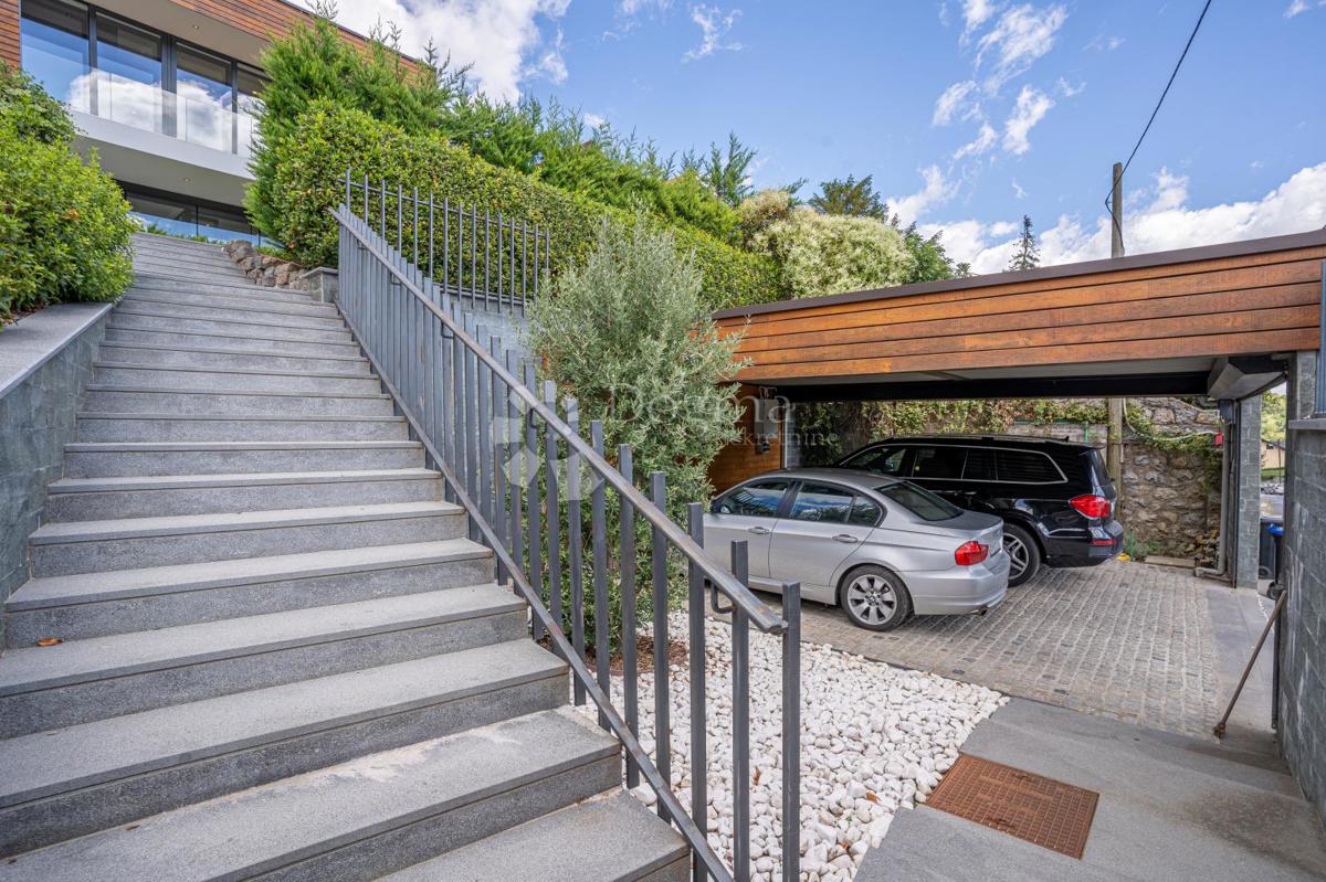 Casa Gračani, Podsljeme, 440m2