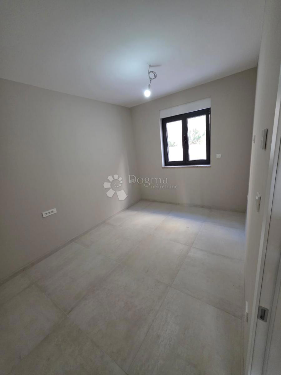 Allogio Rogoznica, 66,80m2