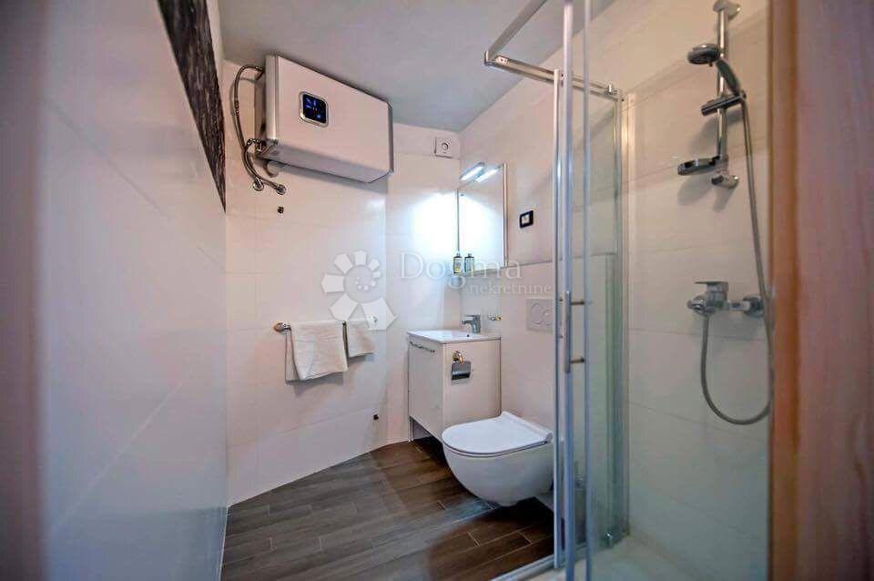 Allogio Rovinj, 180m2