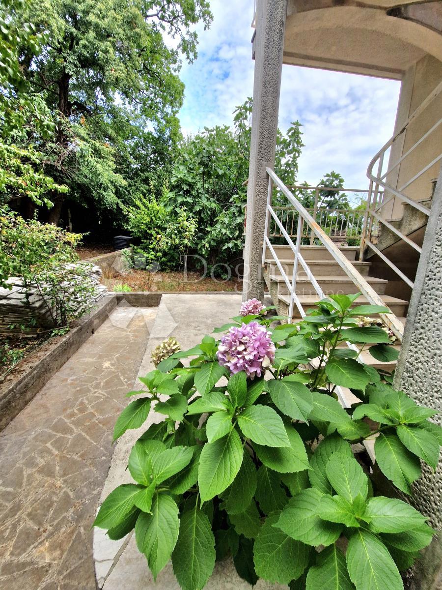 Allogio Bivio, Rijeka, 160m2