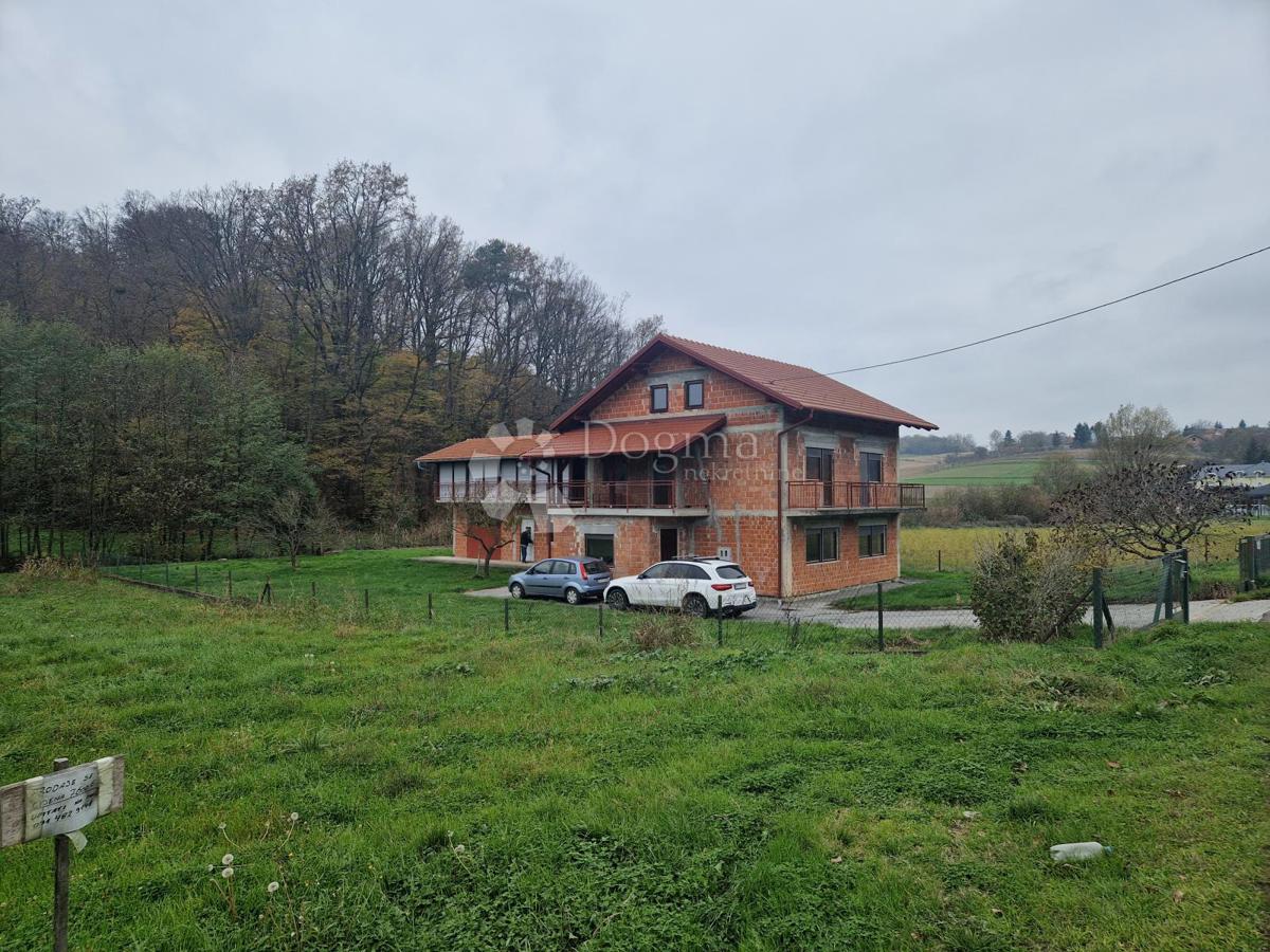 Casa Budinšćina, Budinščina, 197m2