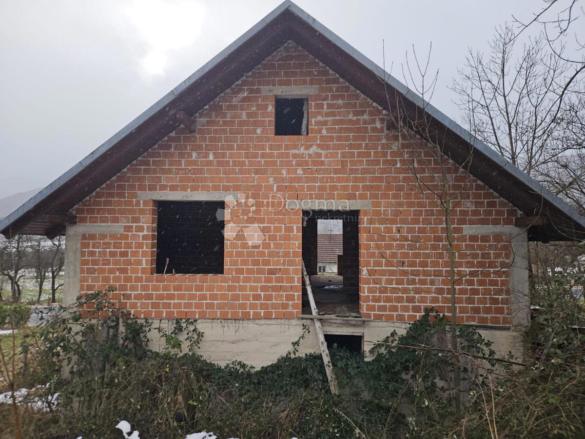 Terreno edificabile Ličko Petrovo Selo, Plitvička Jezera, 5.769m2