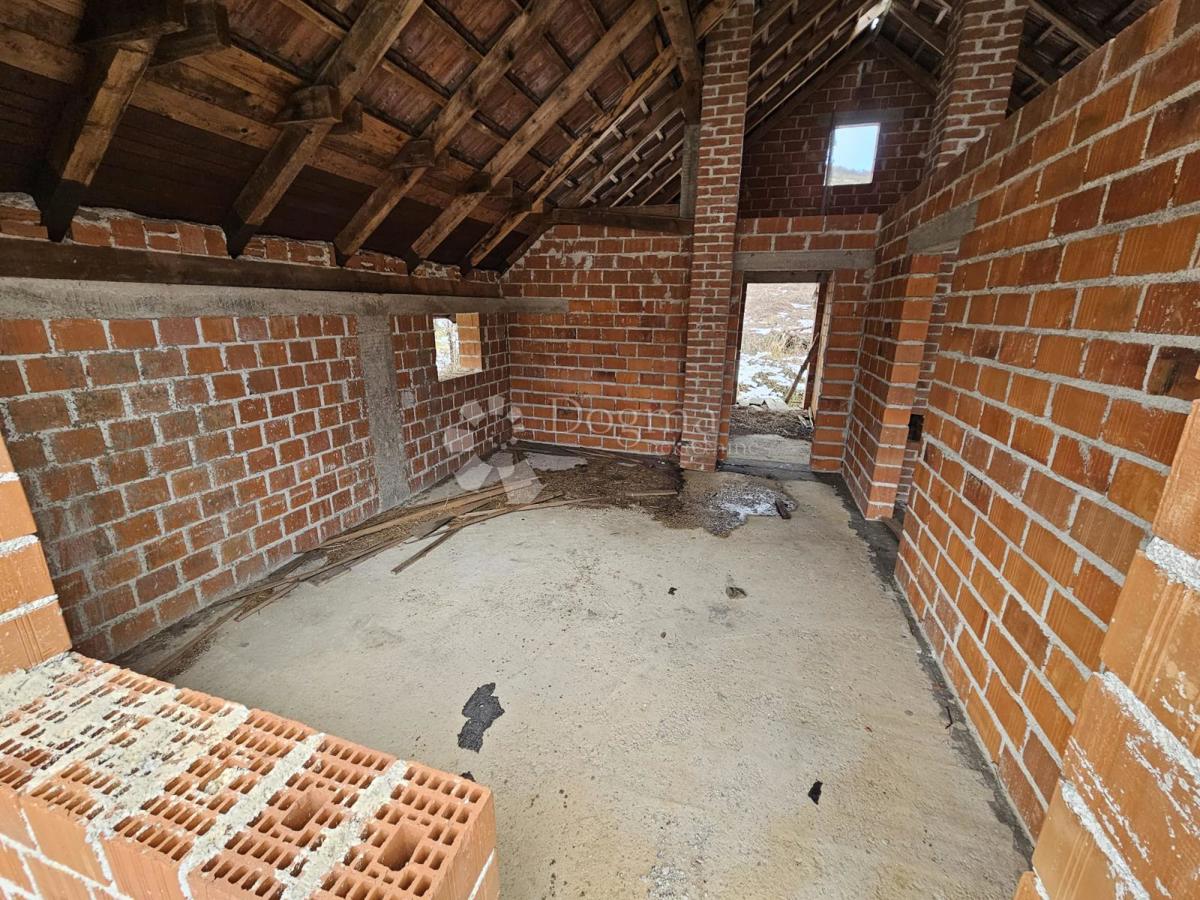 Terreno edificabile Ličko Petrovo Selo, Plitvička Jezera, 5.769m2