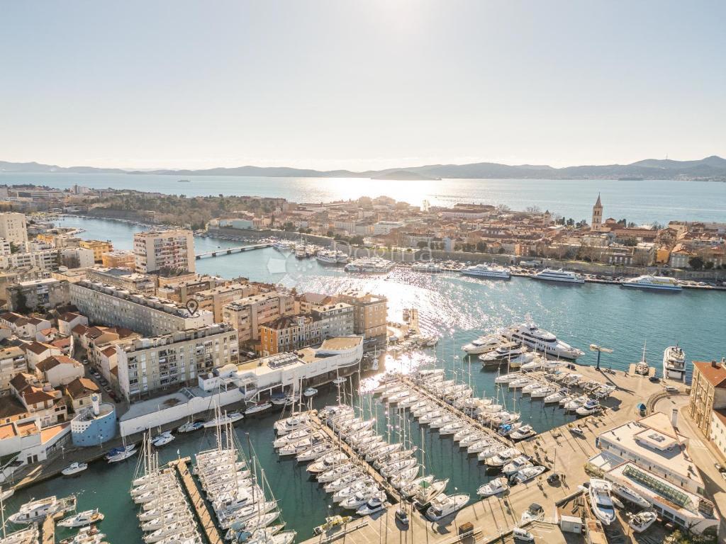 Allogio Branimirova Obala, Zadar, 42m2