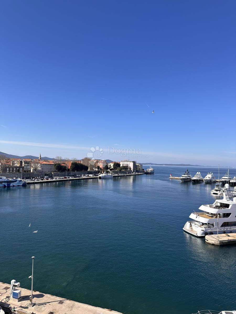 Allogio Branimirova Obala, Zadar, 42m2