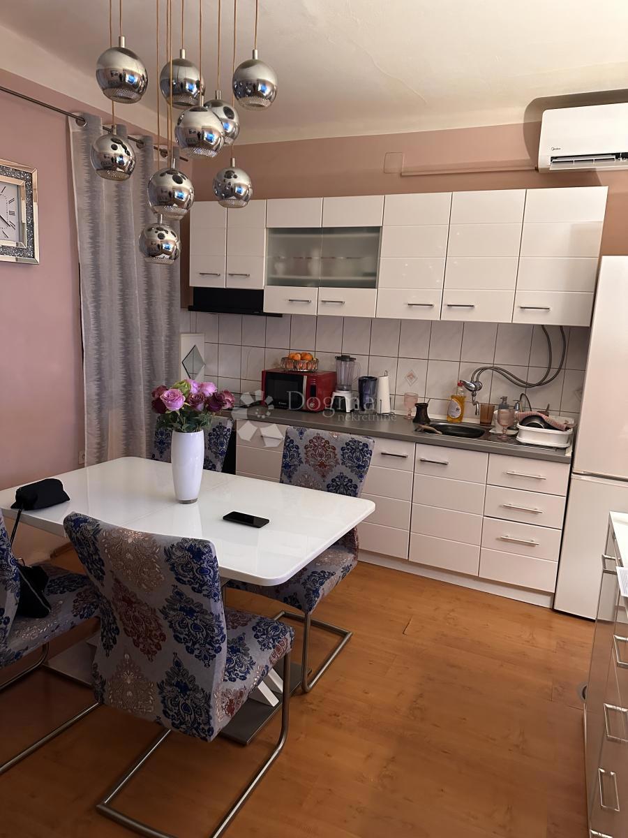 Allogio Branimirova Obala, Zadar, 42m2