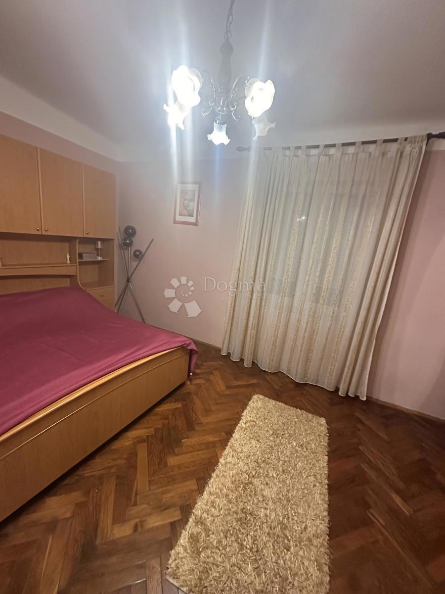 Allogio Branimirova Obala, Zadar, 42m2