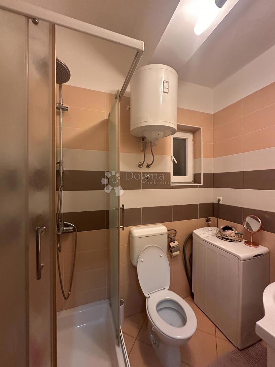 Allogio Branimirova Obala, Zadar, 42m2