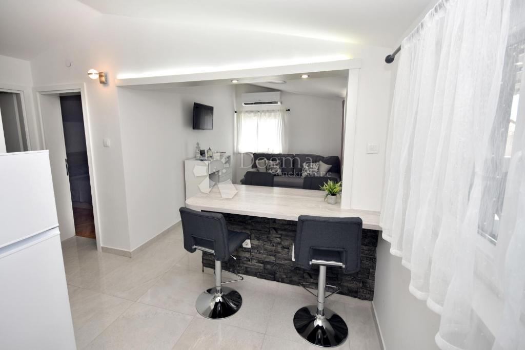 Casa Kanica, Rogoznica, 360m2