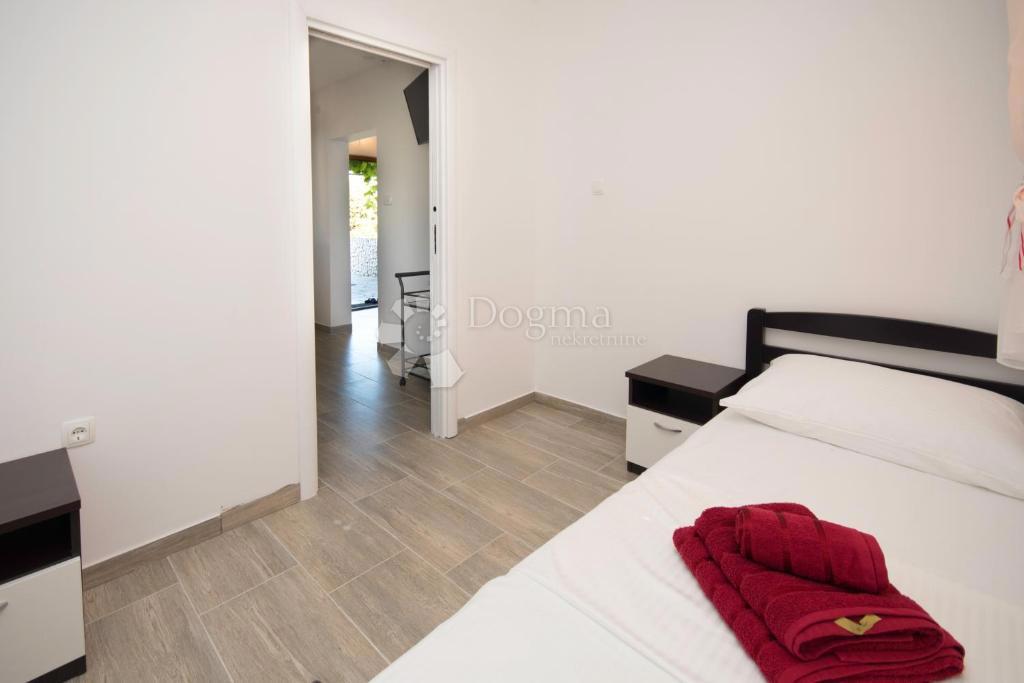 Casa Kanica, Rogoznica, 360m2