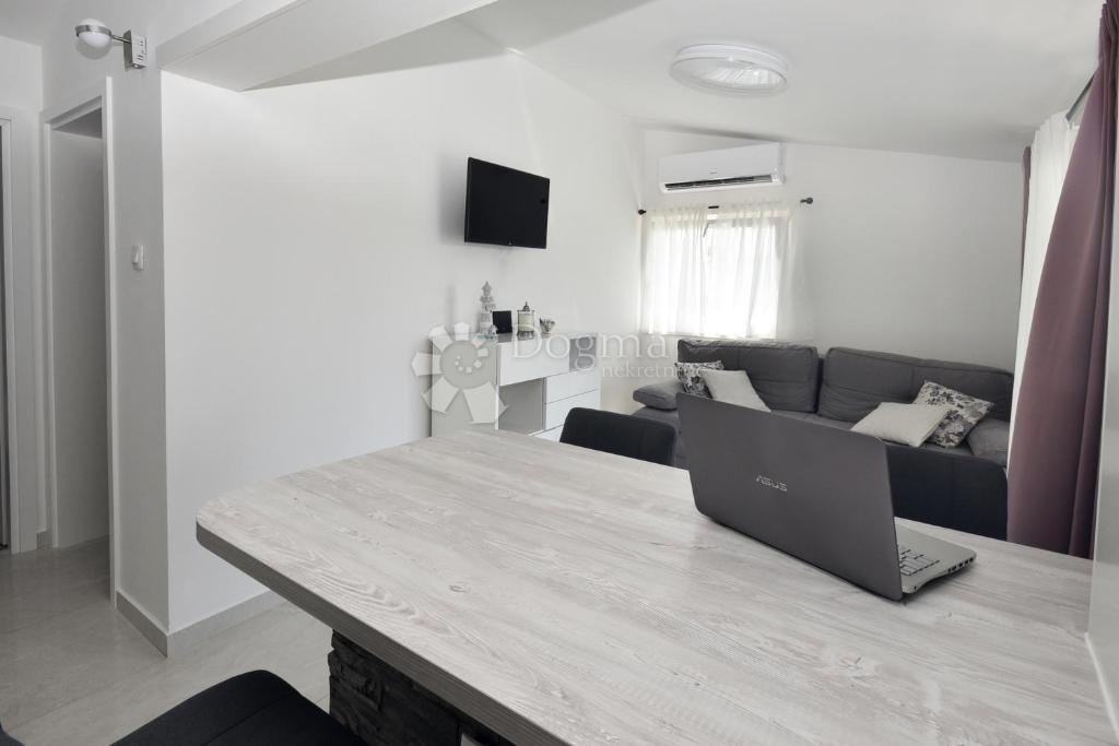 Casa Kanica, Rogoznica, 360m2