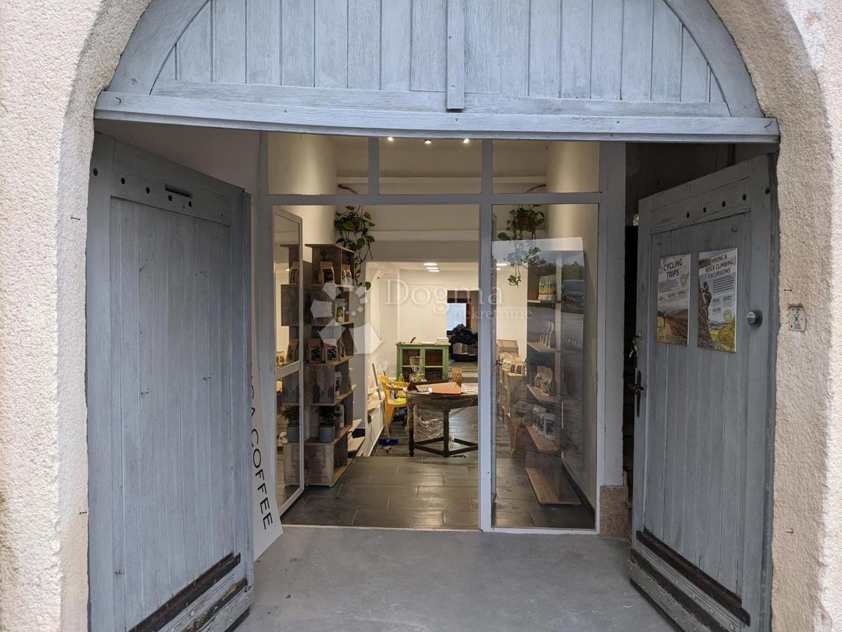 Una casa con giardino nel cuore della romantica Montona