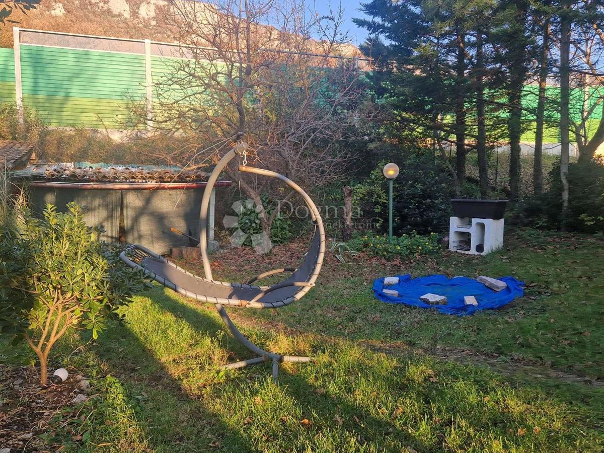 Casa Dolenja Vas, Lupoglav, 67m2