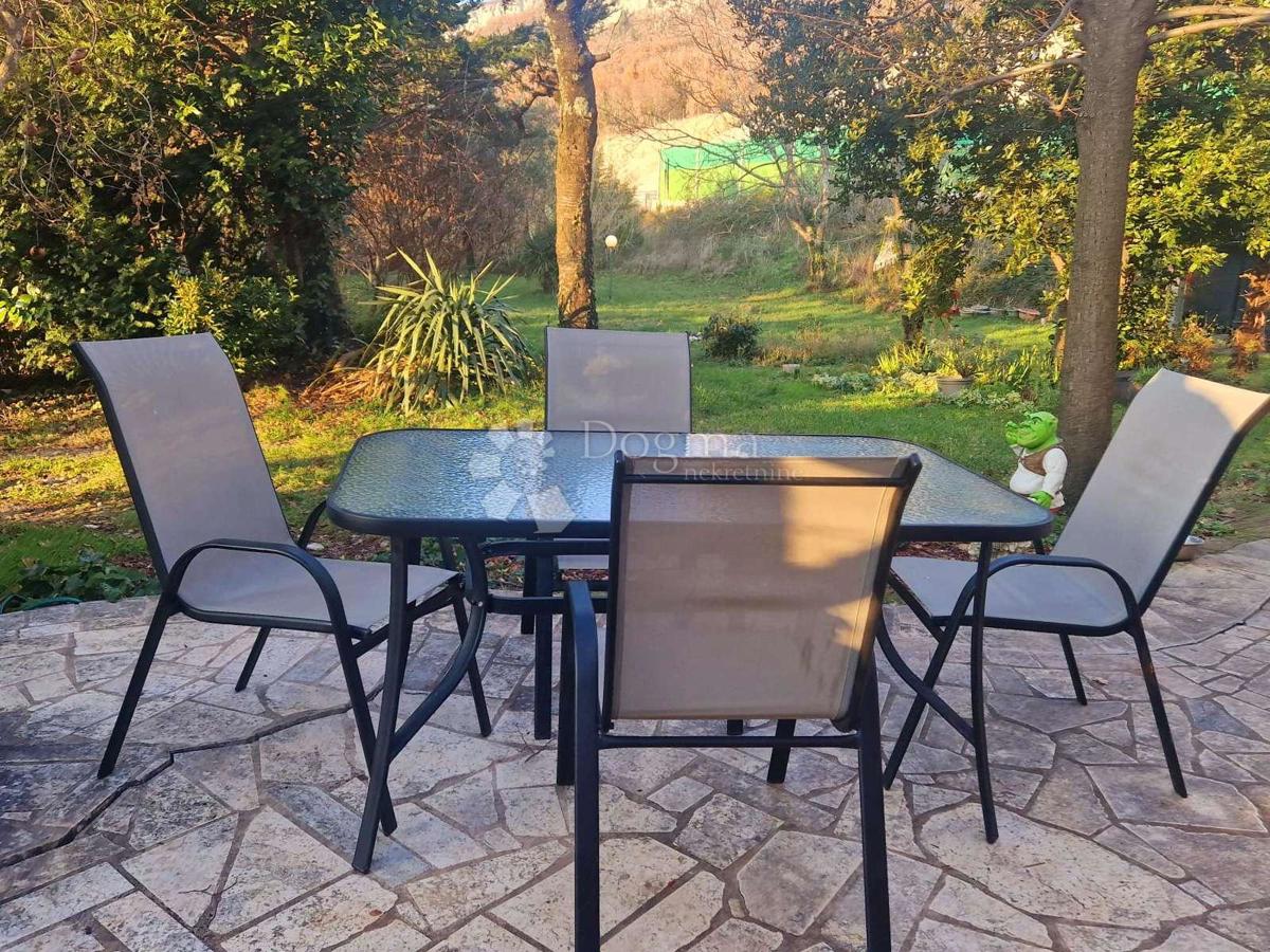 Casa Dolenja Vas, Lupoglav, 67m2