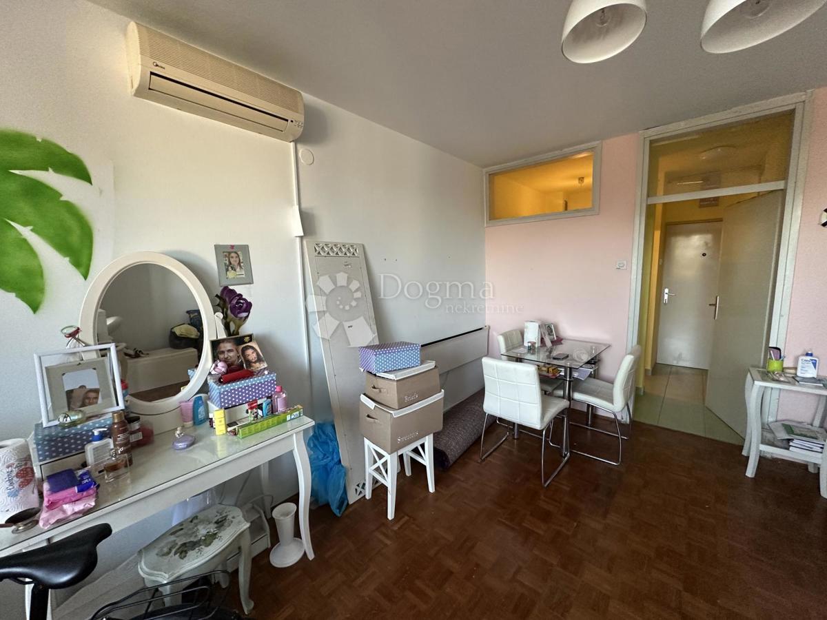 Allogio Sveti Filip i Jakov, Sveti Filip I Jakov, 30,40m2