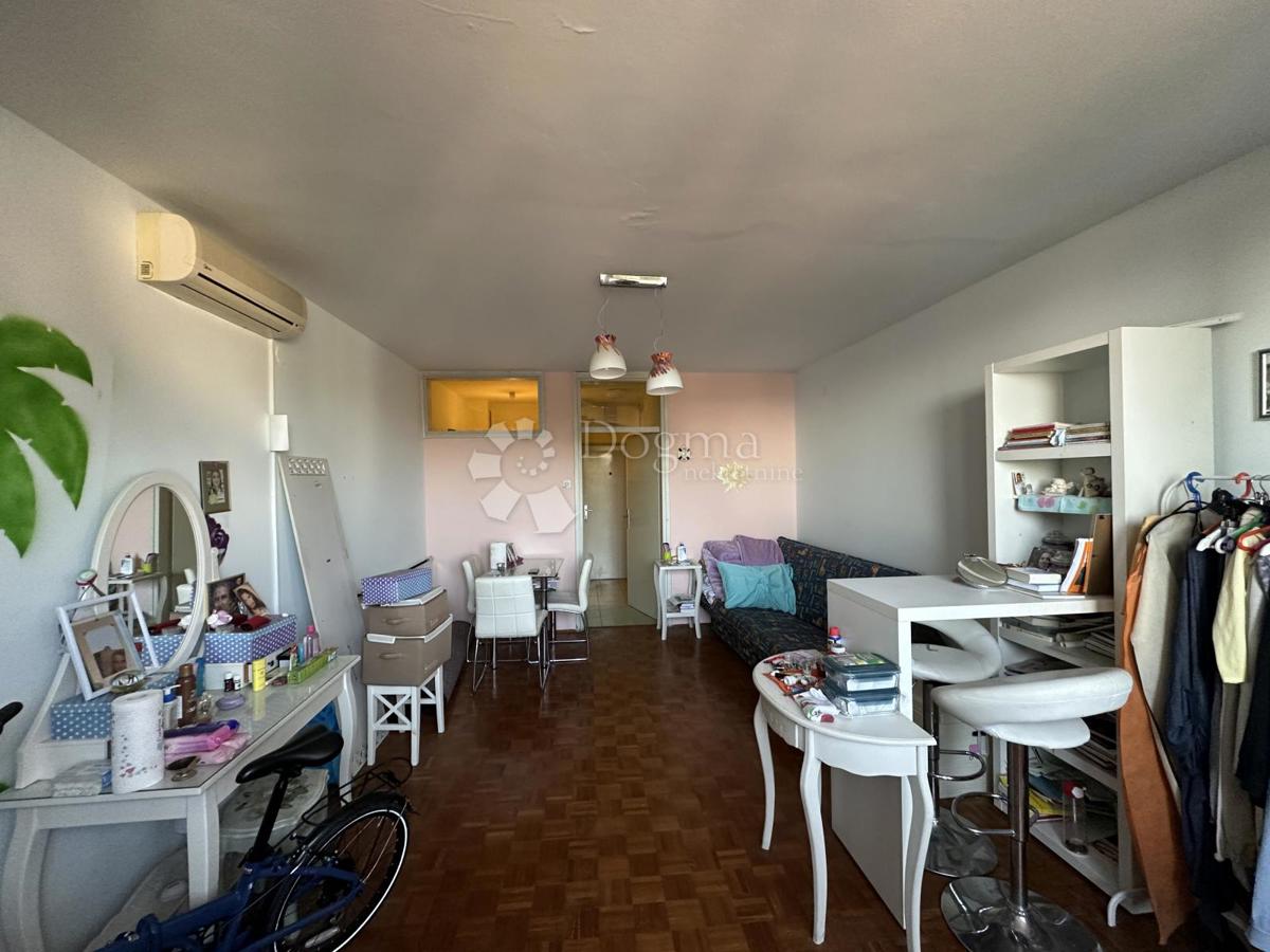 Allogio Sveti Filip i Jakov, Sveti Filip I Jakov, 30,40m2