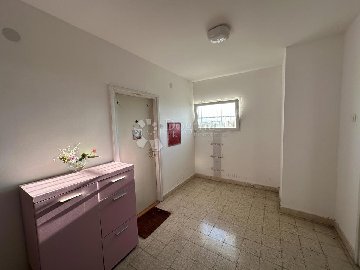 Allogio Sveti Filip i Jakov, Sveti Filip I Jakov, 30,40m2