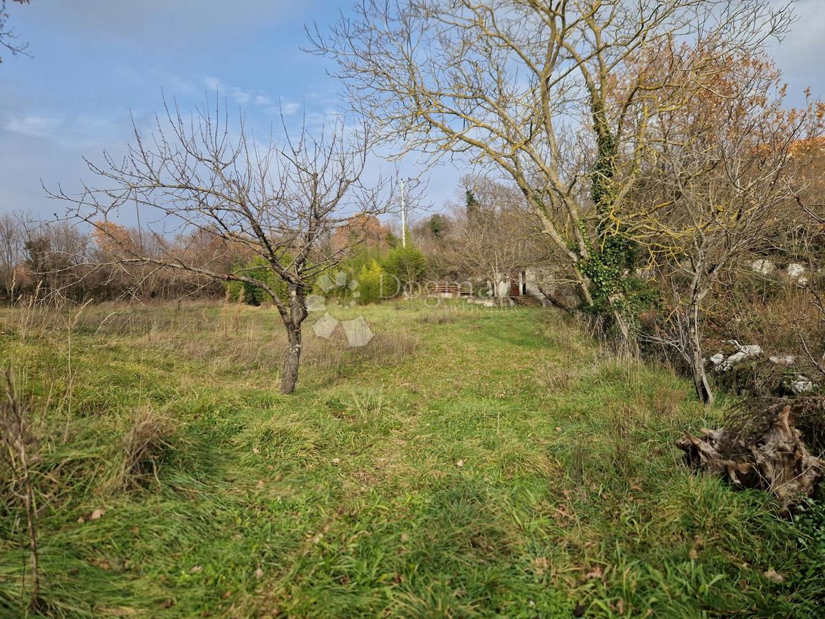 Terreno Labin, 1.800m2