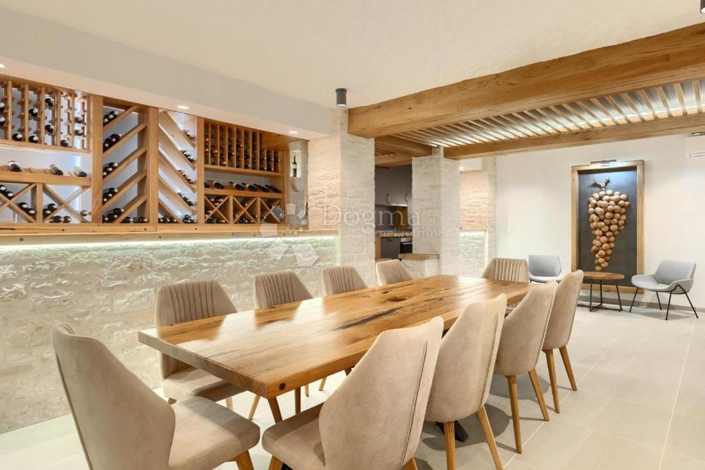 Casa Rovinjsko Selo, Rovinj, 512m2