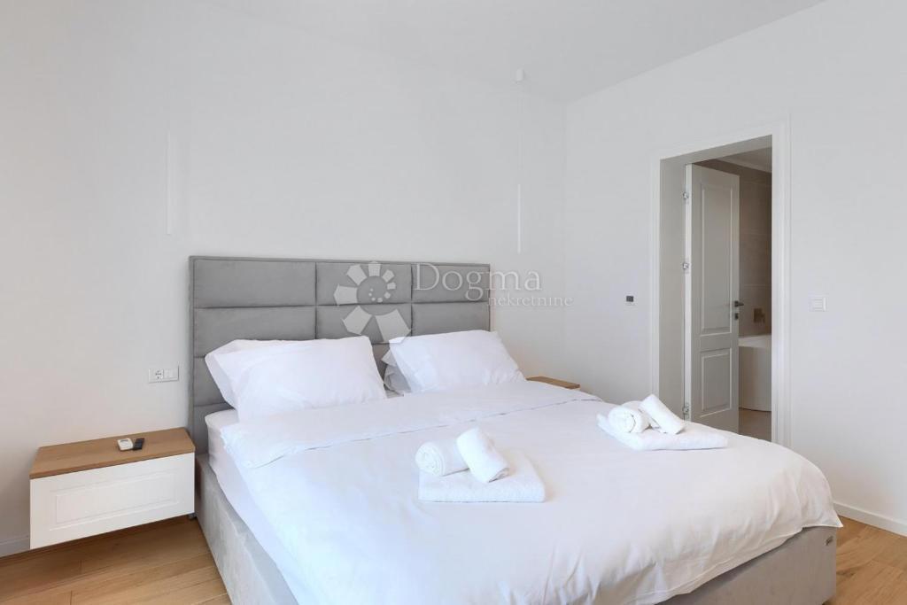 Casa Rovinjsko Selo, Rovinj, 512m2