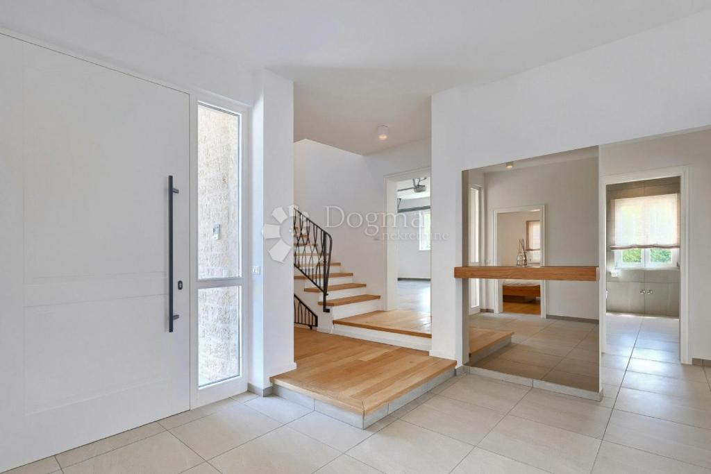 Casa Rovinjsko Selo, Rovinj, 512m2