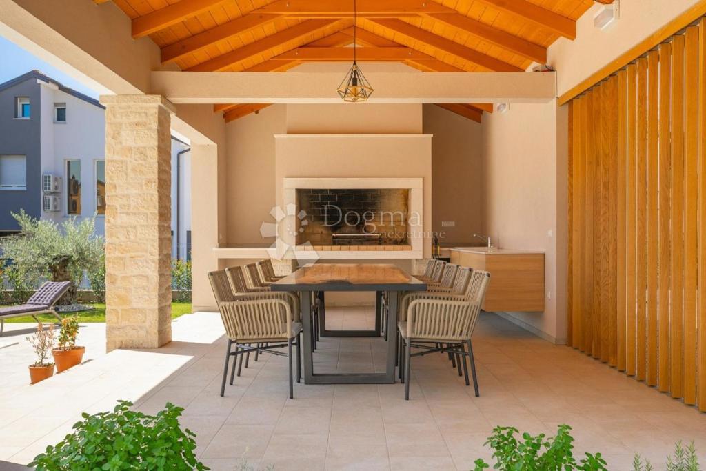 Casa Rovinjsko Selo, Rovinj, 512m2